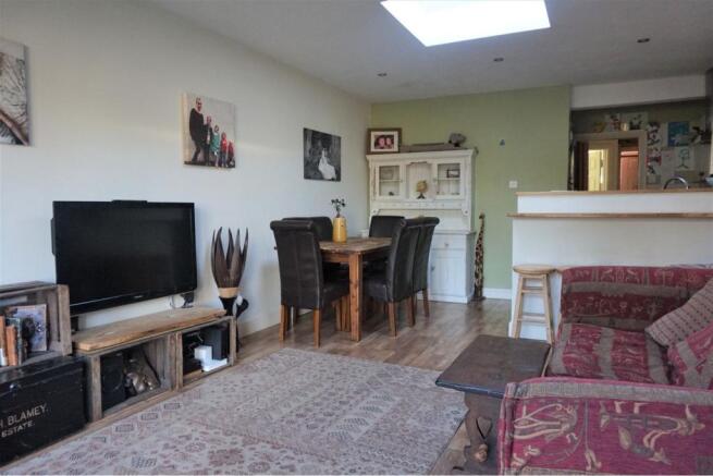 Lounge/Family/Games