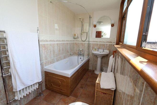 En-suite Bathroom