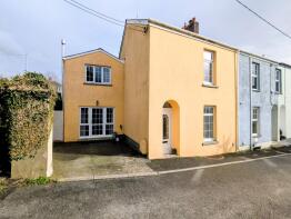 18, Picton Place, Carmarthen SA31 3BZ