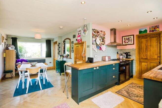 Kitchen Diner