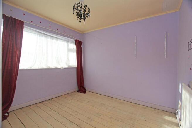 10 Palmerston Walk Bed 2.jpg