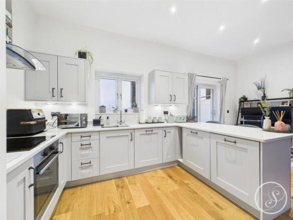 LOUNGE/KITCHEN/DINER