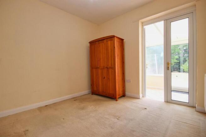 2 bed Detached Bungalow for sale Image 7