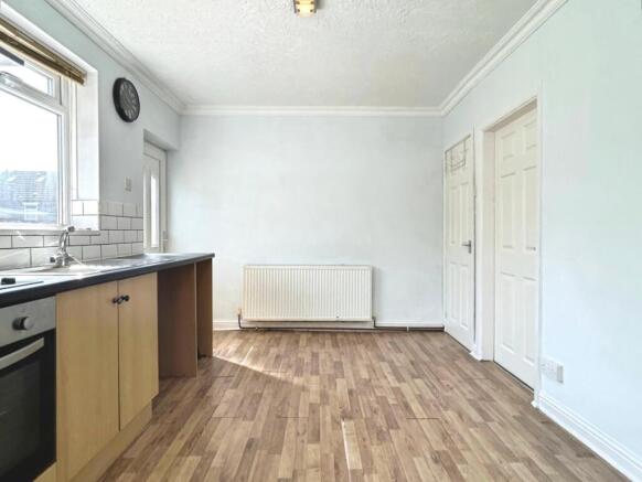 2 bed Terraced for sale Image 9