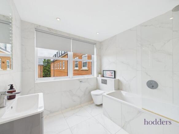Chertsey, Surrey, KT16 photo 4