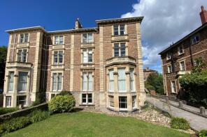 Flat 7, 122, Pembroke Road, Clifton, Bristol BS8 3ER