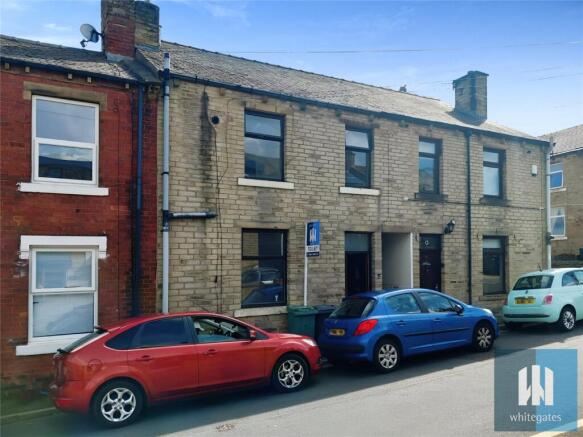 2 bed Terraced to rent Image 4