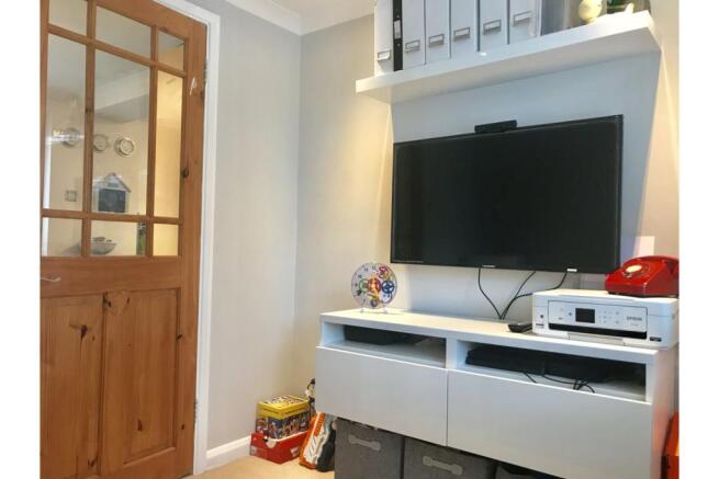 Photo 10