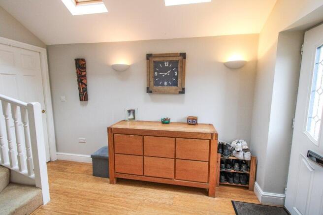 4 bed Detached for sale Image 7