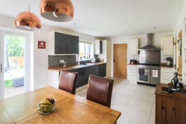Kitchen/Dining Room