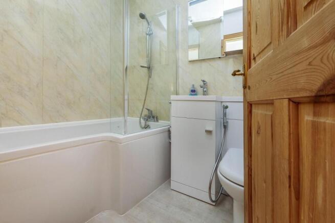 2 bed Semi-Detached for sale Image 7