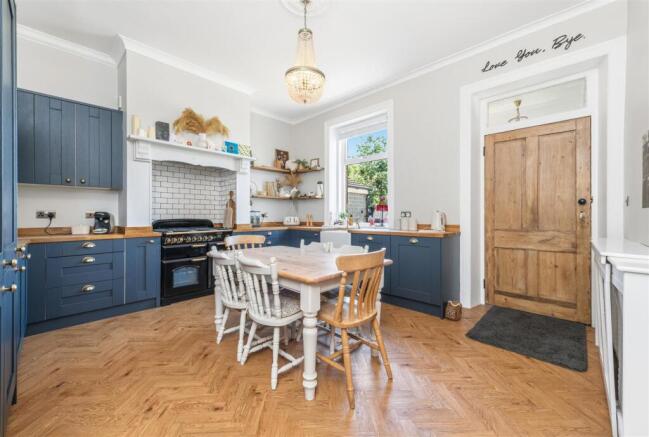 3 bed End of Terrace for sale Image 8