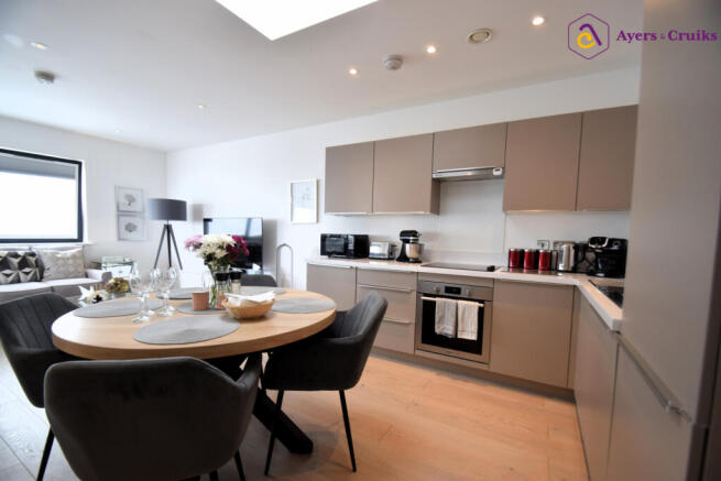 Kitchen/Lounge
