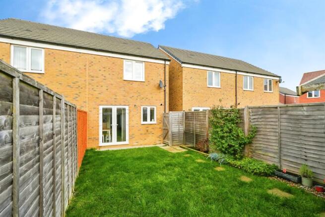 Whitley Close, Grove, Wantage photo 4