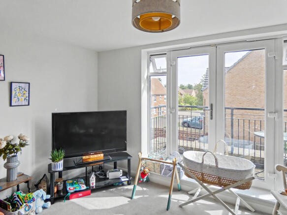 3 bed Semi-Detached for sale Image 5