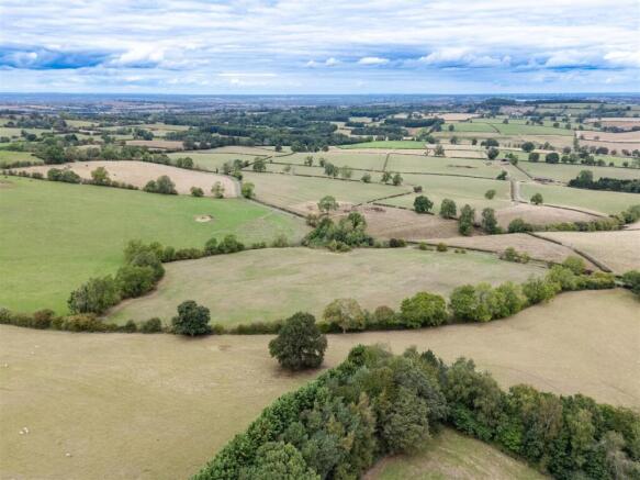 Land at Badby Road - Drone - 003.jpg