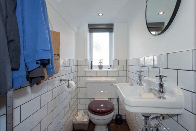 CLOAKROOM