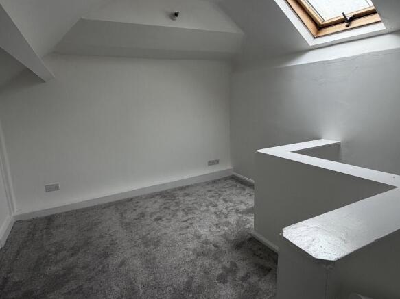2 bed Terraced for sale Image 11