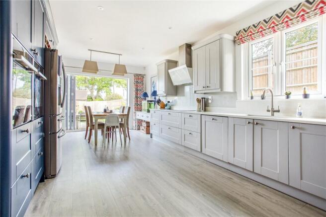 Kitchen/Breakfast Rm