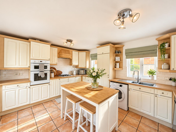 Warm Modern Farmhouse Kitchen.png