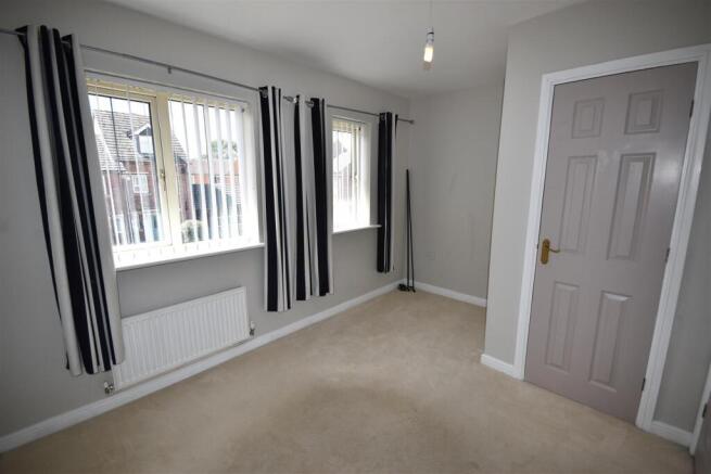 2 bed Town House for sale Image 6