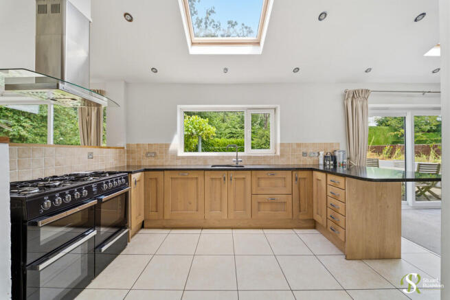 97 Ashworth Park,...