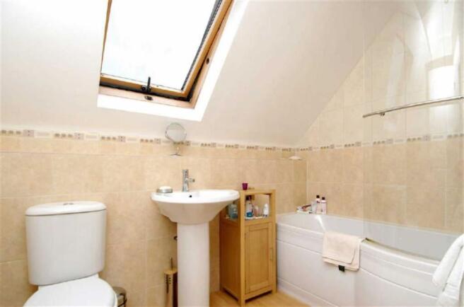 Photo 10