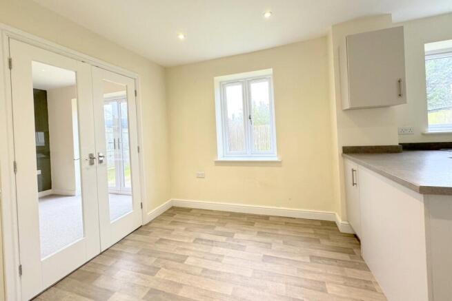 Collingham Close, Templecombe, BA8 photo 4