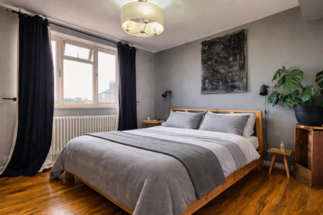 3 bed Terraced for sale Image 9