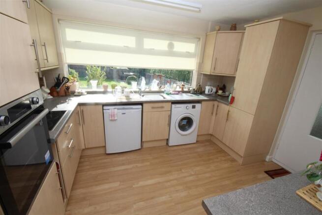 kitchen (005).JPG