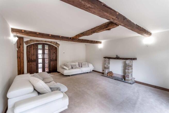 3 bed Barn Conversion for sale Image 2