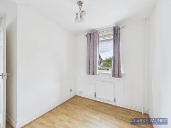 3 bed Semi-Detached for sale Image 9