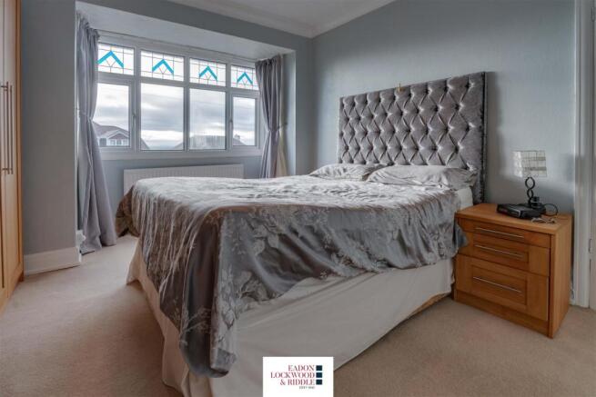 Bedroom 1-2.jpg