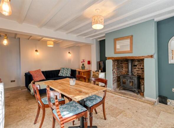 18 The Wharfage-6.jpg