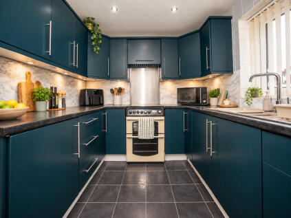 Bransdale Avenue, Oldham, OL2