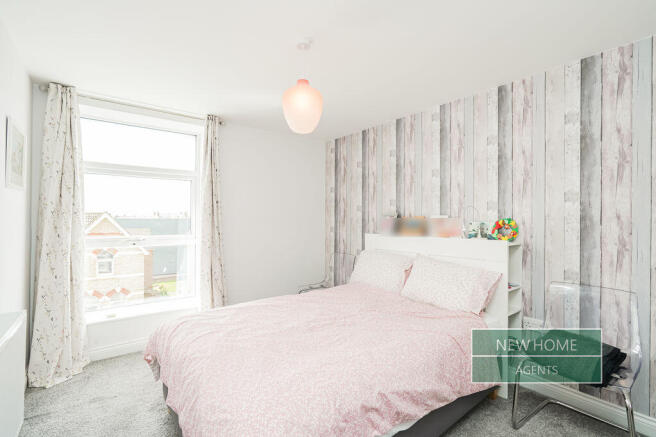 2 bed Flat for sale Image 12