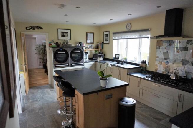 Kitchen / Breakfast