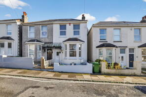 23, Cedarcroft Road, Plymouth PL2 3JX