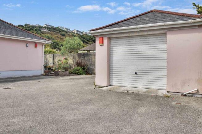 Single Garage