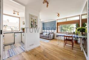 6, 16 St Columbas House, Prospect Hill, London E17 3EZ