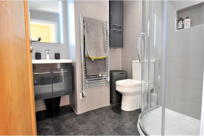 Master En-suite