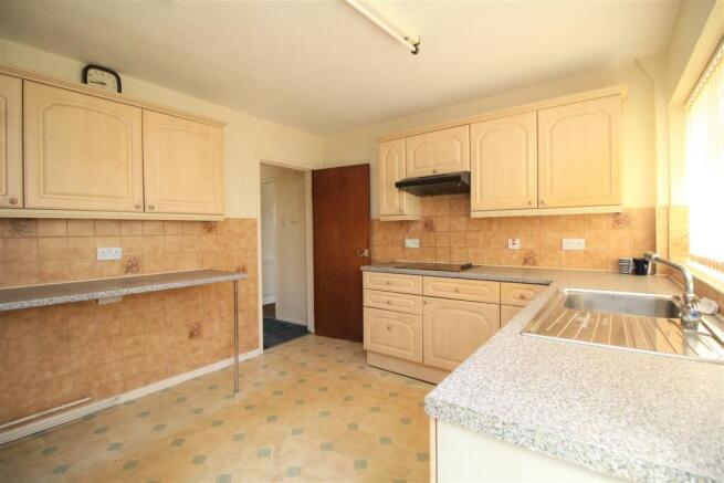 kitchen 1.jpg