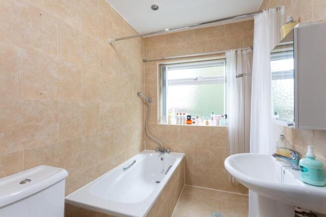 3 bed Detached Bungalow for sale Image 8