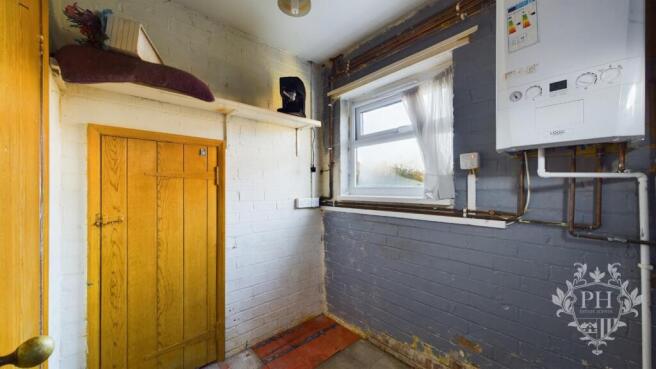 3 bed Semi-Detached for sale Image 10