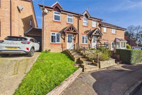 Verbania Way, East Grinstead, West Sussex, RH19