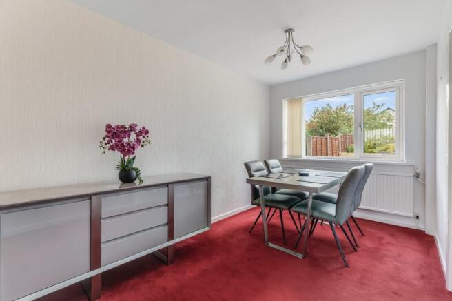 3 bed Semi-Detached for sale Image 10