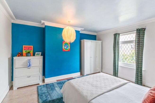 5 bed Terraced for sale Image 12