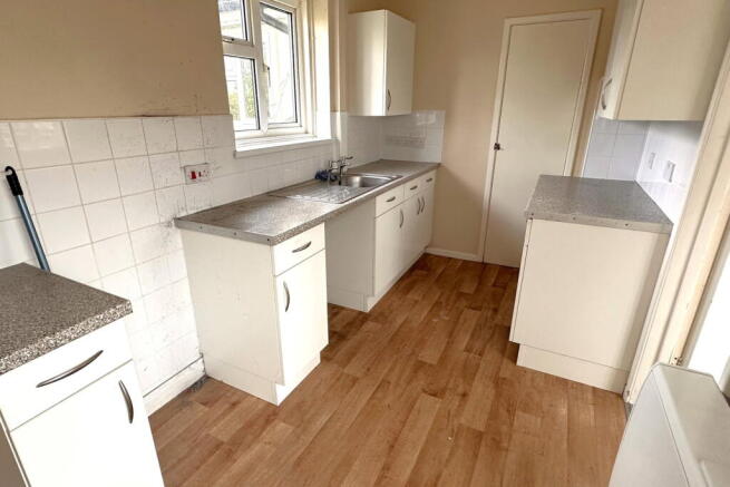 Pucklands, Patney, Wiltshire, SN10 3RE photo 5