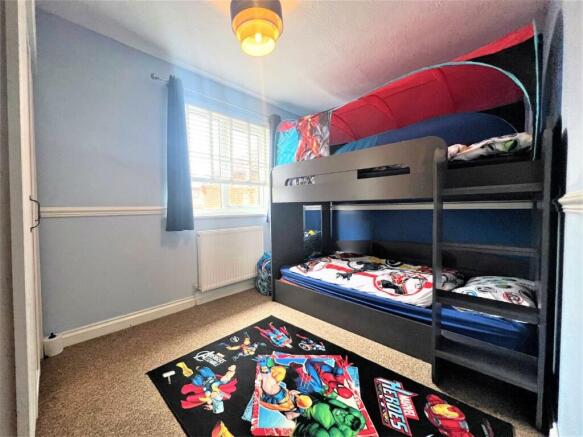 Bed 2.jpg