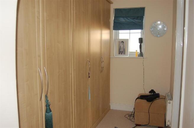 Dressing Area: